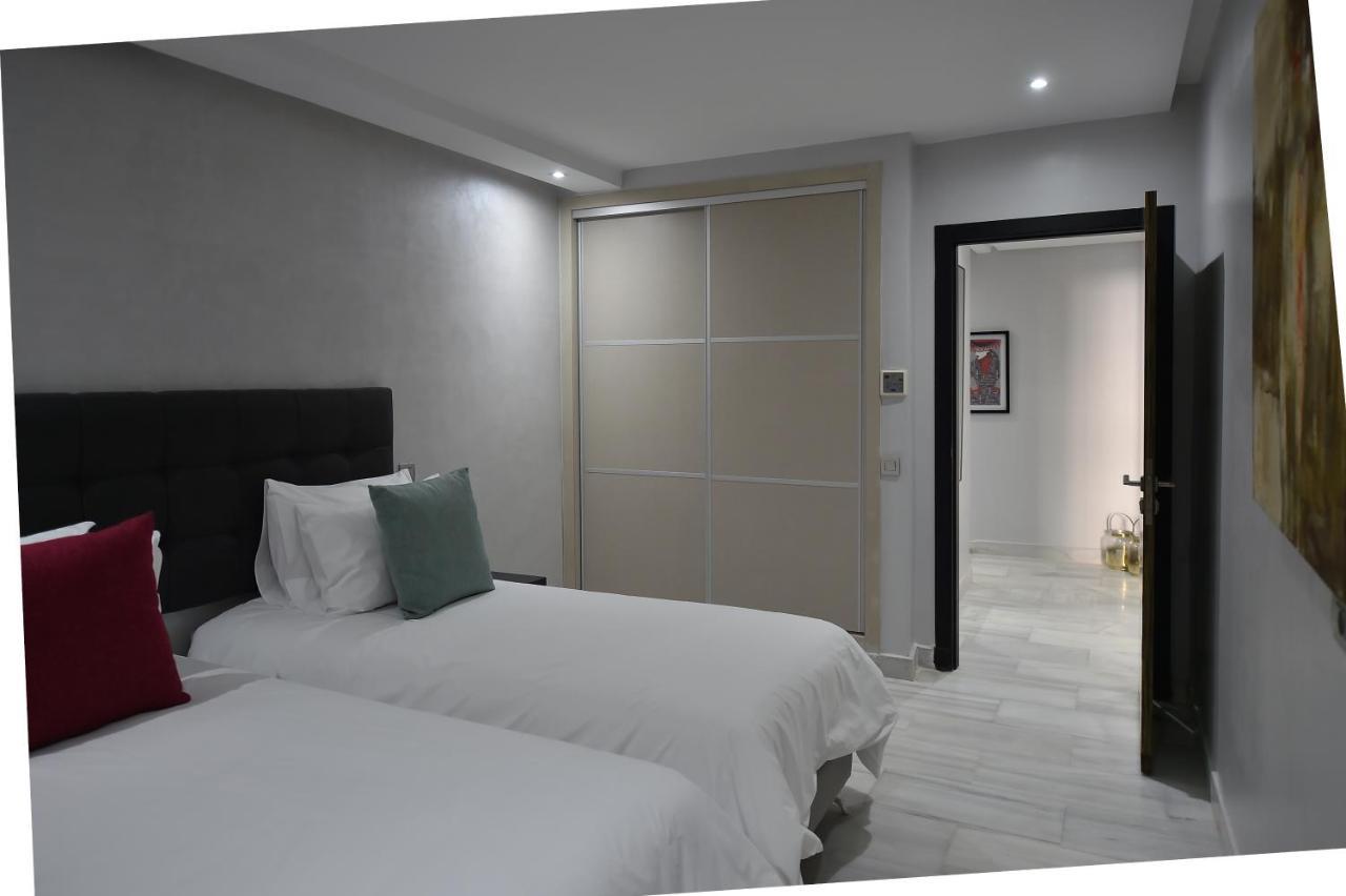 Le Yacht Suites Hotel คาซาบลังกา ภายนอก รูปภาพ