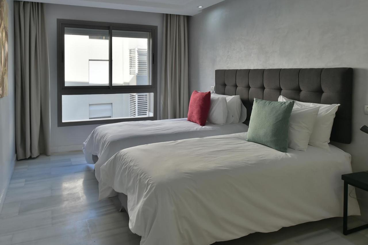 Le Yacht Suites Hotel คาซาบลังกา ภายนอก รูปภาพ